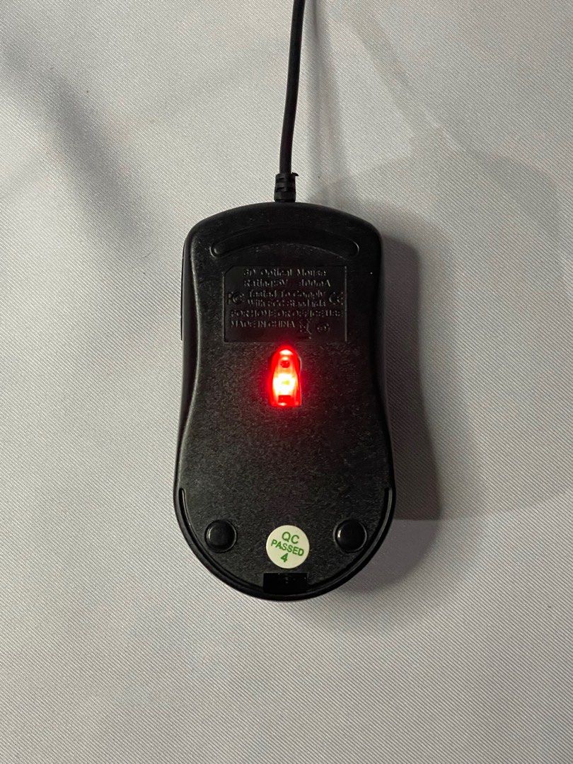 Black Wired Mouse | Office Computer setup (Category: Mouse & Mousepads) located in Paranaque City. Submitted by homefashionbymaple (Listing ID 1320857426, Image 2). Description: ♦️No issues. Item in good working condition. No box ✅ Delivery via J&T / Lalamove ✅ Payment thru BDO, BPI, Gcash 🔸 message for pics & videos of the product (in working condition, other details)🔸.