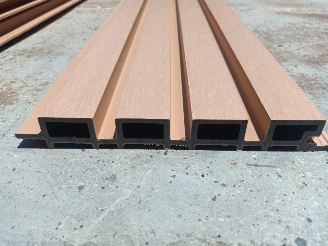 WOOD PLASTIC COMPOSITE (WPC)- FLUTED CAPPED WALL CLADDING PANEL MAPLE ...