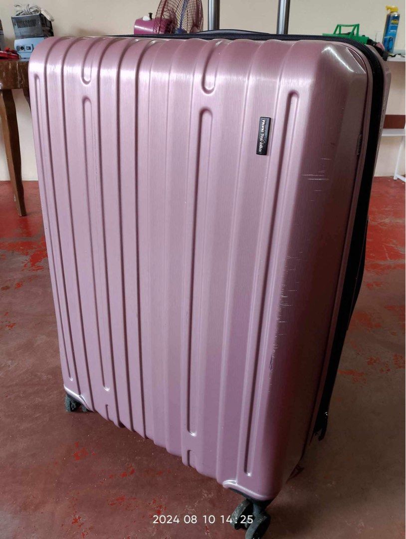 World Traveller Luggage Bag (Category: Luggage) located in Manila. Submitted by prelovedbymycam (Listing ID 1320819096, Image 1). Description: Hard Case Luggage, LightWeight, TSA approved combination lock, Security Zippers , Double Compression Straps with Mesh and Pocketed Dividers, Push Button Aluminium Trolley, Top, Side, Front & Bottom Handles Available in 7kgs and 30kgs 7kgs - 3,300 30kgs - 3,500 Get both at 6,300 No issues on 7kgs. All are i