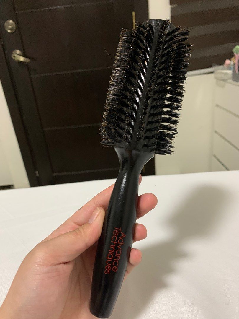 16 Rows Round Roller Brush (Category: Hair) located in Manila. Submitted by declutteringdani (Listing ID 1317865049, Image 2). Description: Used only once Rfs: Decluttering Loc:feu diliman .