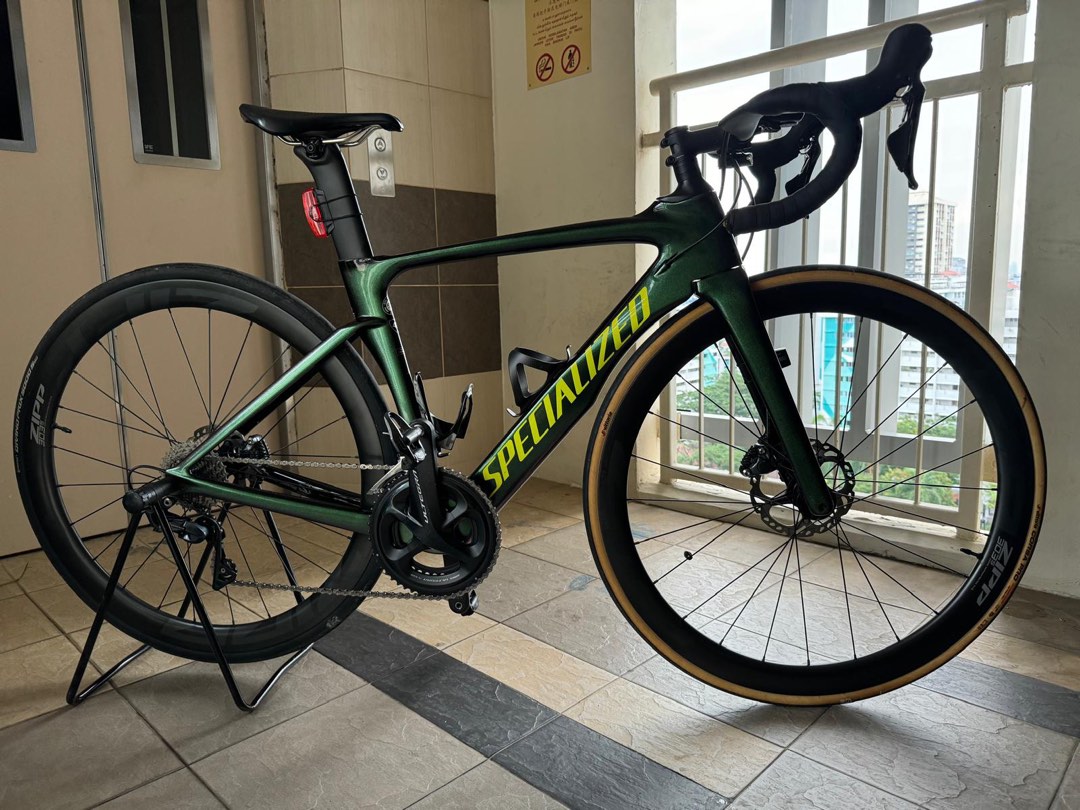 2018 Specialized Venge Vias Expert Disc Chameleon Green Road Bike Ultega 11 Speed Mechanical Groupset 49CM Sports Equipment Bicycles Parts Bicycles on Carousell
