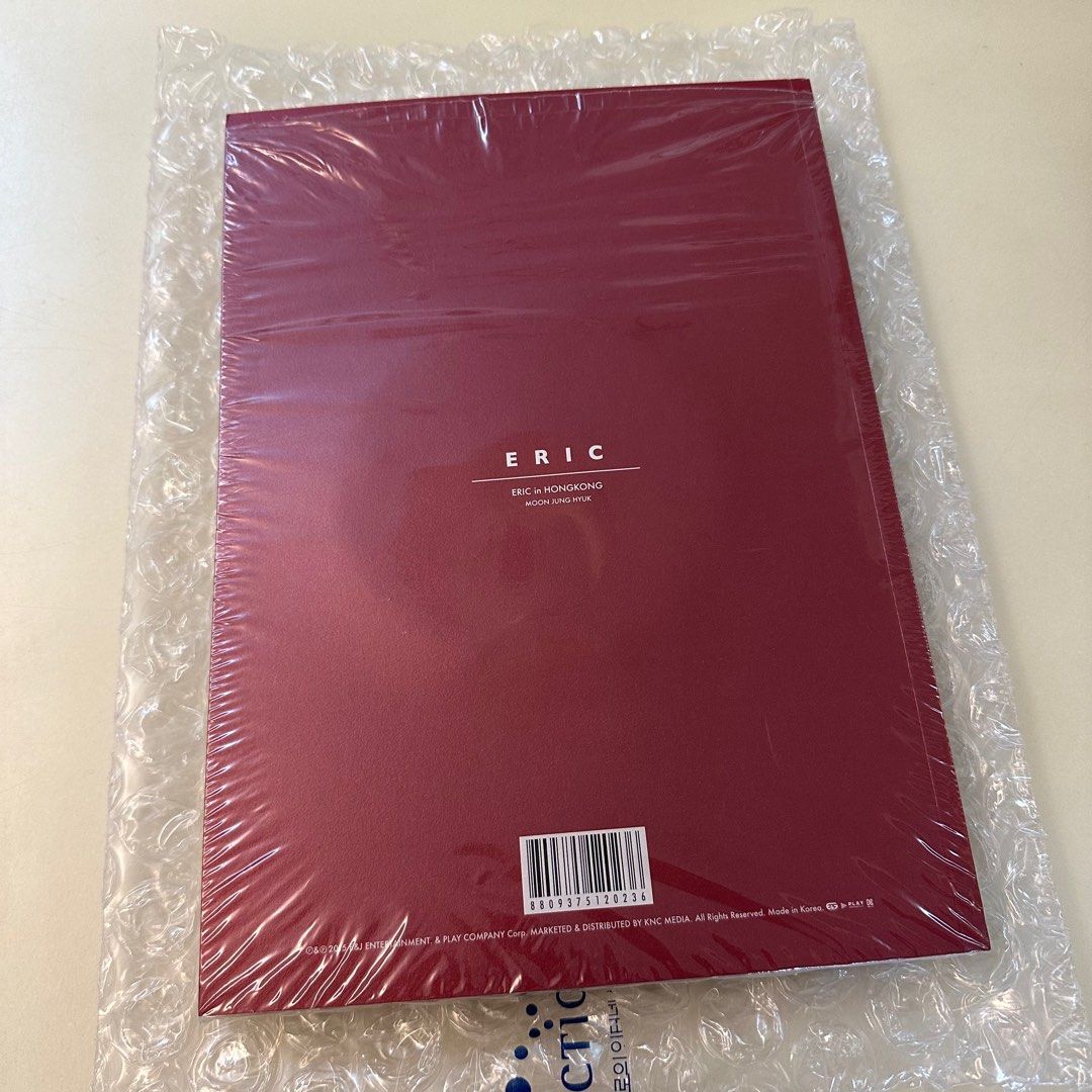 CD 【】Eric In Hongkong: Moon Jung Hyuk 1st Photobook+dvd
