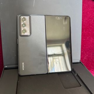 （分類：）位於 。 由 Valentina 提交（商品編號 1317835097，圖片 1）。簡介： 。