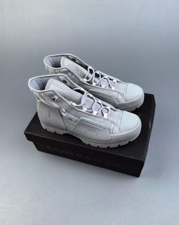 (Category: ) located in . Submitted by khai.uasneakers (Listing ID 1317864778, Image 1). Description: .