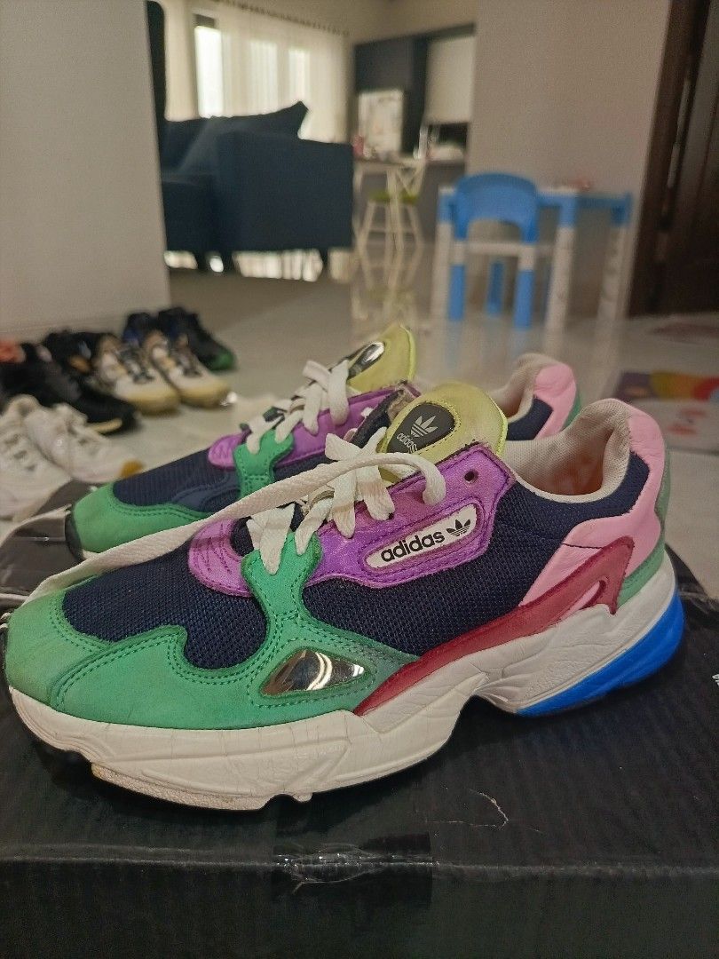 Adidas falcon multicolor size 37 23cm Fesyen Wanita Sepatu di Carousell