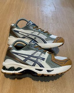 (Kategori: ) berada di . Dikirim oleh alpha.sneakers (ID iklan 1317869866, Gambar 1). Deskripsi: .
