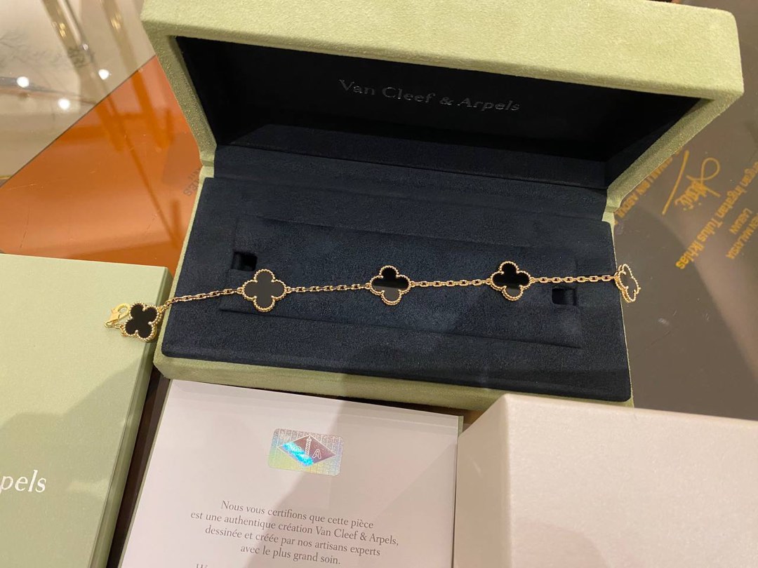 (BRAND NEW) 2024 VCA VAN CLEEF & ARPELS VINTAGE ALHAMBRA BRACELET 5