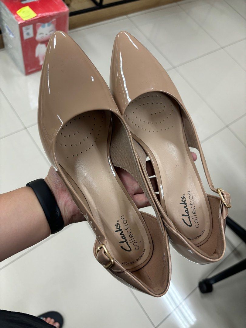 Clarks pumps nude top