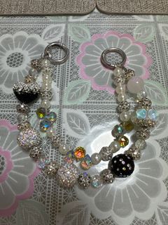 (Category: ) located in . Submitted by preloved.treasures (Listing ID 1317795256, Image 1). Description: .