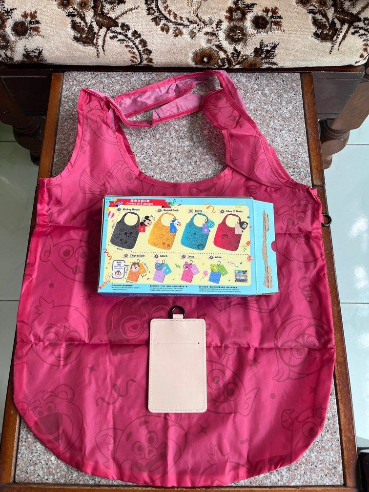 Edna E Mode Tote Bag Card Holder
