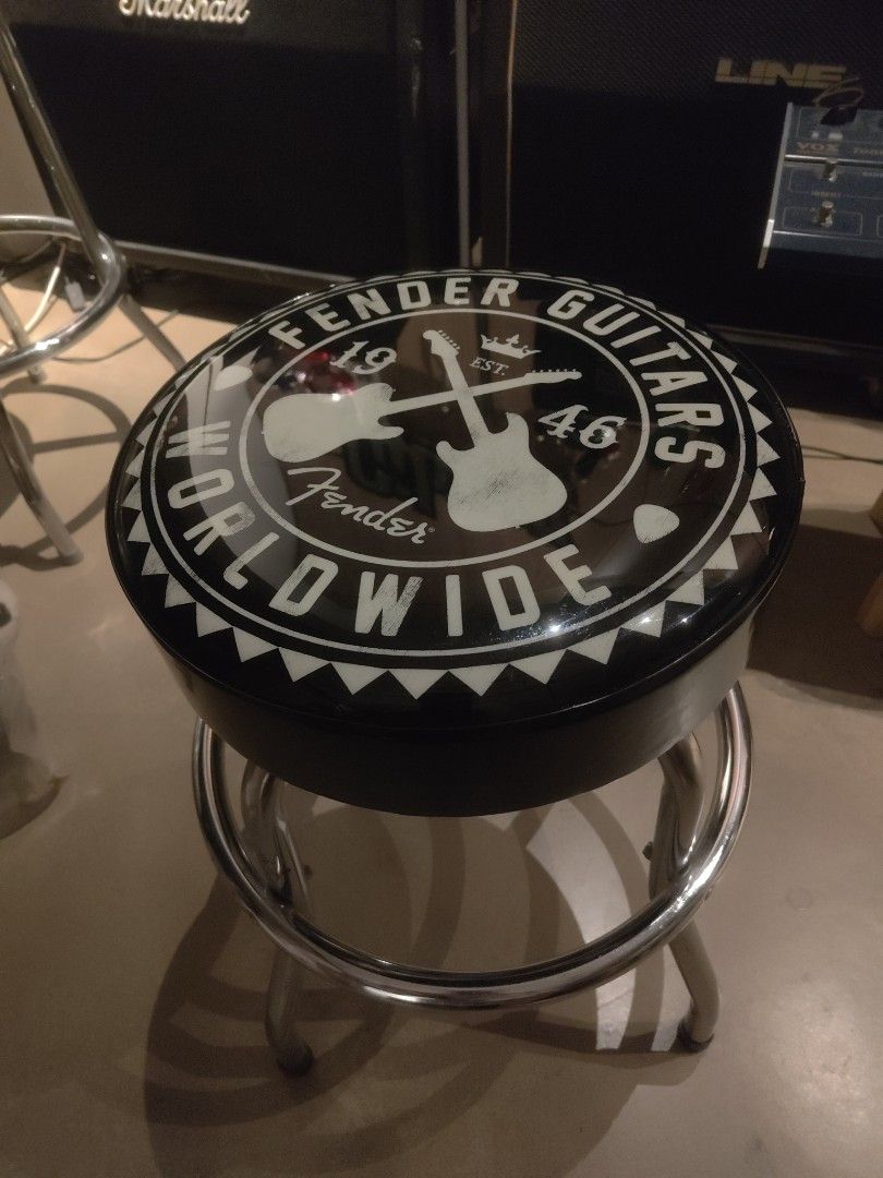 Fender Barstool 24\"　スツール 楽天市場】Fender フェンダー Red Sparkle Barstool 24