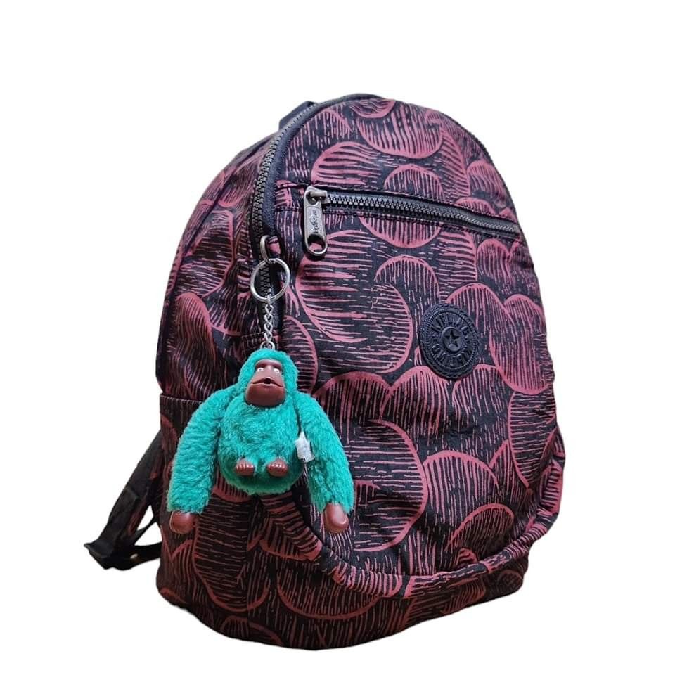 For sale: Kipling 3d bag pack with monkey hang chain. (Category: Backpacks) located in Davao. Submitted by thrifttothworld (Listing ID 1317838859, Image 3). Description: For sale: Kipling 3d bag pack with monkey hang chain. Size large Price: 1650 pesos only.