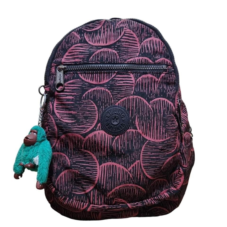 For sale: Kipling 3d bag pack with monkey hang chain. (Category: Backpacks) located in Davao. Submitted by thrifttothworld (Listing ID 1317838859, Image 1). Description: For sale: Kipling 3d bag pack with monkey hang chain. Size large Price: 1650 pesos only.
