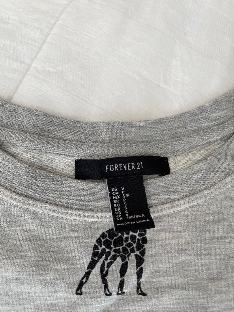Forever 21 Grey Sweater Women s Fashion Tops Longsleeves on Carousell