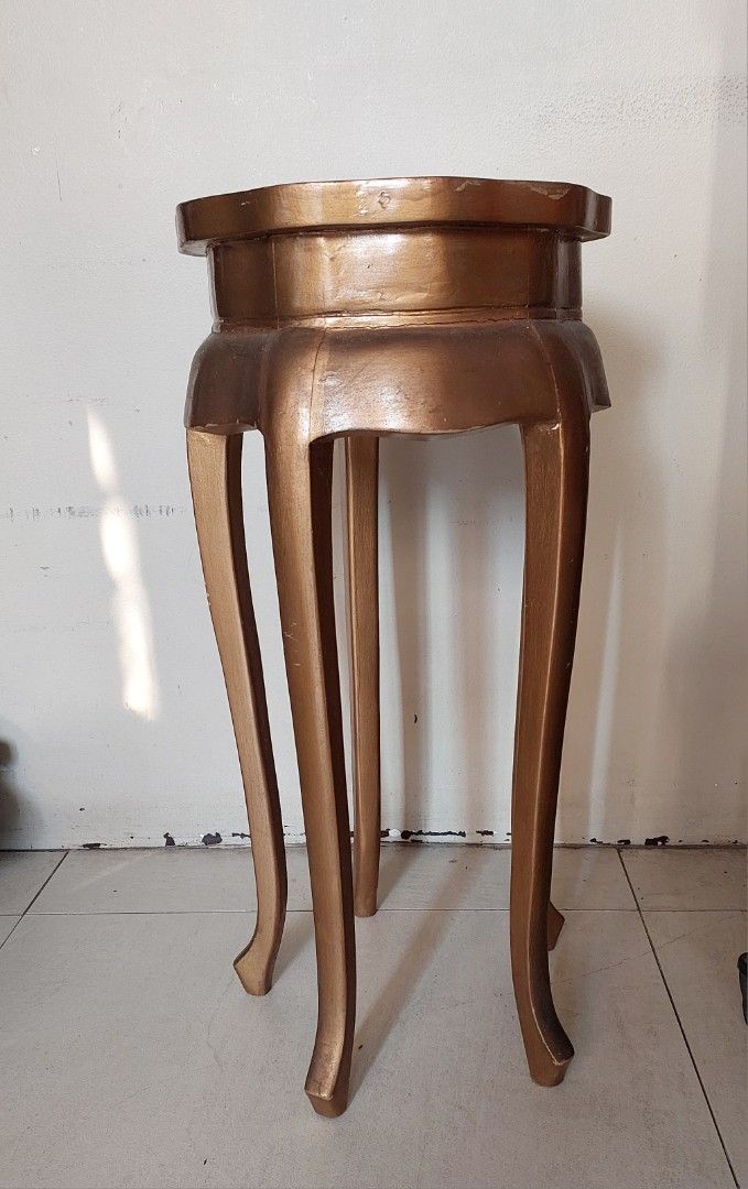 Gold vintage accent table (Category: Tables & Sets) located in Quezon City. Submitted by petite.declutters (Listing ID 1317794084, Image 1). Description: works as side table as well solid wood 5 legs scratches on paint needs paint retouch.