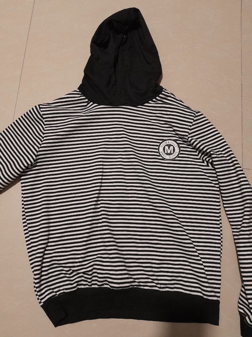 Gom and July Jacket (Category: Coats, Jackets and Outerwear) located in Calamba. Submitted by thiswilldo (Listing ID 1317850792, Image 1). Description: .