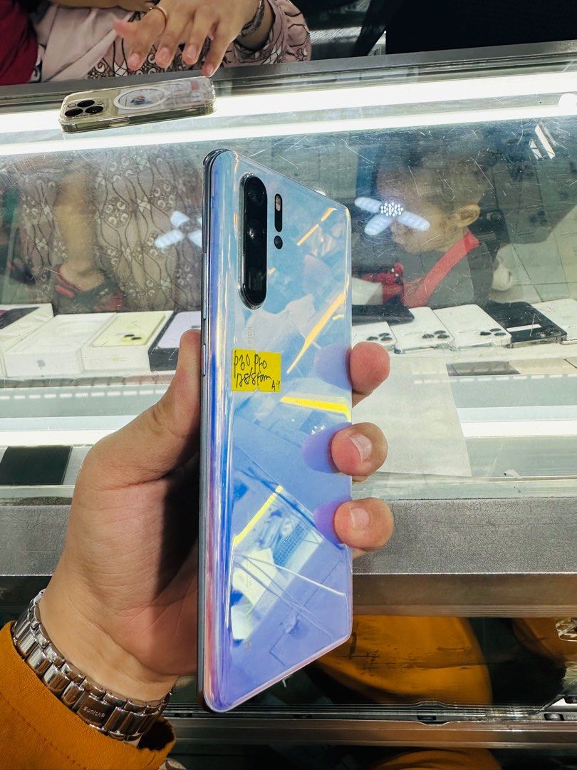 Huawei P30 Pro 128gb Global Version FU (Category: Huawei) located in San Juan City. Submitted by javedsgadgetshop (Listing ID 1317718554, Image 3). Description: OPEN FOR INSTALLMENT VIA CREDIT CARD/GGIVES/SPAY/BILLEASE & SWAP/TRADE-IN! WE BUY AND SELL ( ANYKINDS OF UNIT BINIBILI PO NAMIN)! PTPA : Padelete po f bawal Quick Specs : Huawei P30 Pro •128gb •NTC Variant •Good batt health •Factory Unlock •95% Smoothness •No hidden issue | No Repaired •1