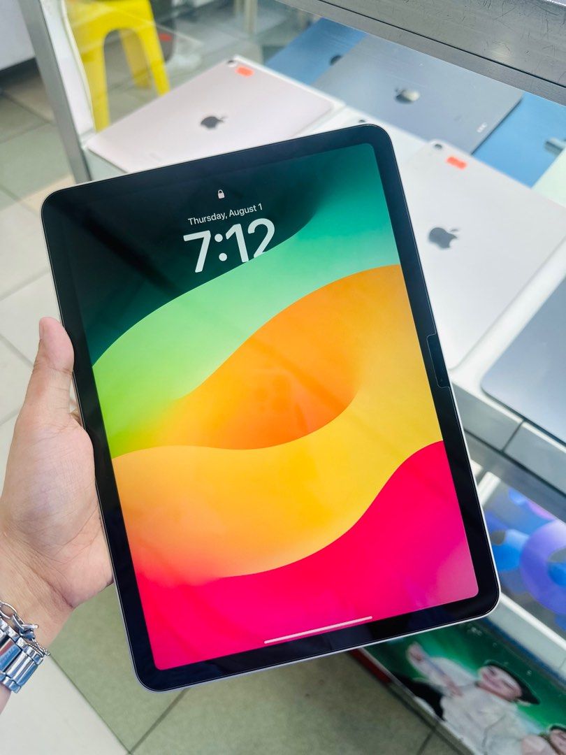 Ipad air 6 128GB NO ISSUES WIFI ONLY COMPLETE (Category: iPad) located in San Juan City. Submitted by saabangadgetshop (Listing ID 1317718727, Image 3). Description: Onhand | Pre-owned Ipad air 6 128GB WIFI ONLY NO HIDDEN ISSUES NO HISTORY OF REPAIR 99%Smooth TEST TO SAWA RESET ALL YOU WANT NOT REFURBISHED AUTHENTIC PHONE ALL WORKING Mode of Payment : ⬇️ ▪️Cash ▪️Bank Transfer ▪️Gcash 📍Installment available here thru: 📍 ▪️Credit Card + interest