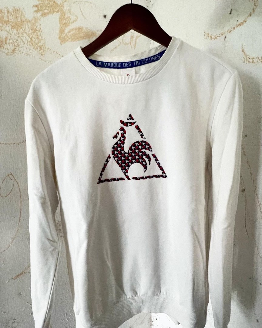 LE COQ SPORTIF SWEATSHIRT Men s Fashion Tops Sets Tshirts Polo Shirts on Carousell