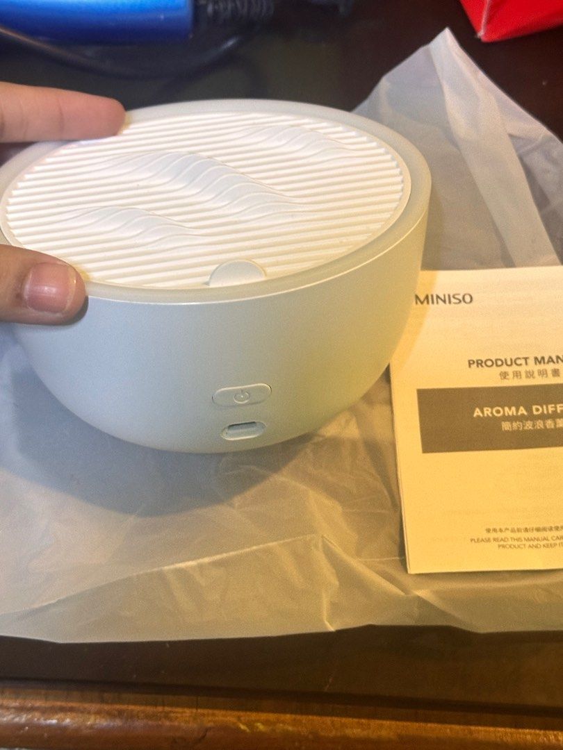 miniso aroma diffuser (Category: Air Purifiers & Dehumidifiers) located in Caloocan City. Submitted by closethavenco (Listing ID 1317858943, Image 2). Description: .