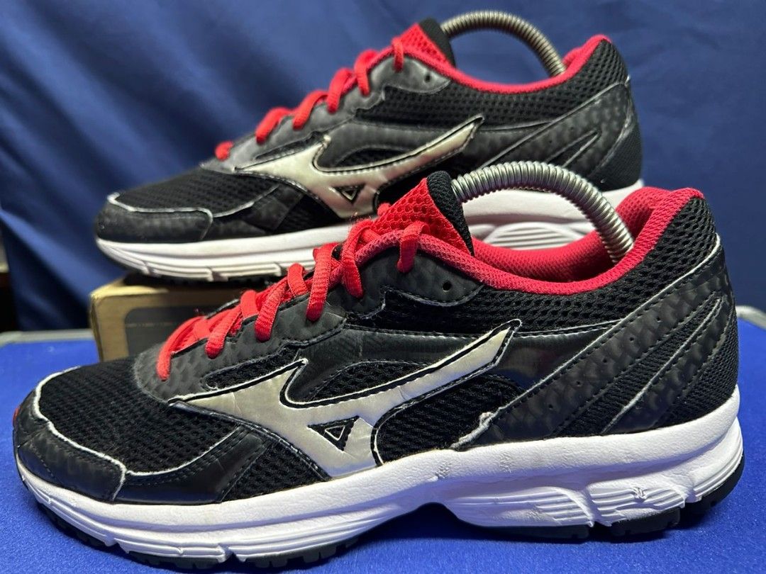Mizuno wave resolute sales