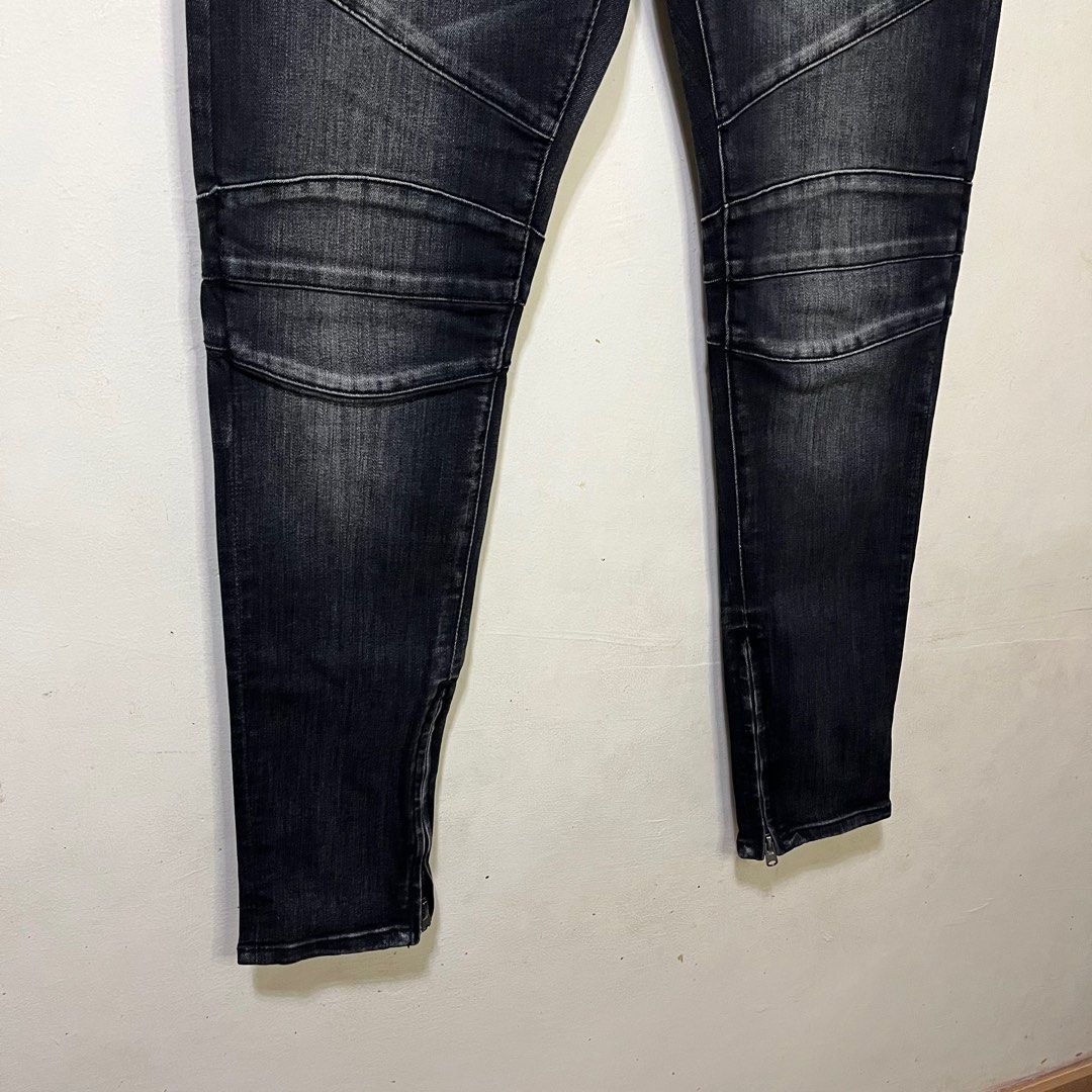 Mnml M14 Stretch Denim Black Uncle Zip Pants (Category: Jeans) located in Calamba. Submitted by lgnhustler_18 (Listing ID 1317865934, Image 3). Description: Mnml M14 Stretch Denim Black Uncle Zip Pants Size 34 on tag Waist Size: 37 (18.5 inches) Length: 43 inches Hip: 20.5 inches Inseam: 32.5 inches Thigh: 12 inches Leg Opening: 6.5 inches Front Rise: 11 inches Back Rise: 13 inches Very good condition.