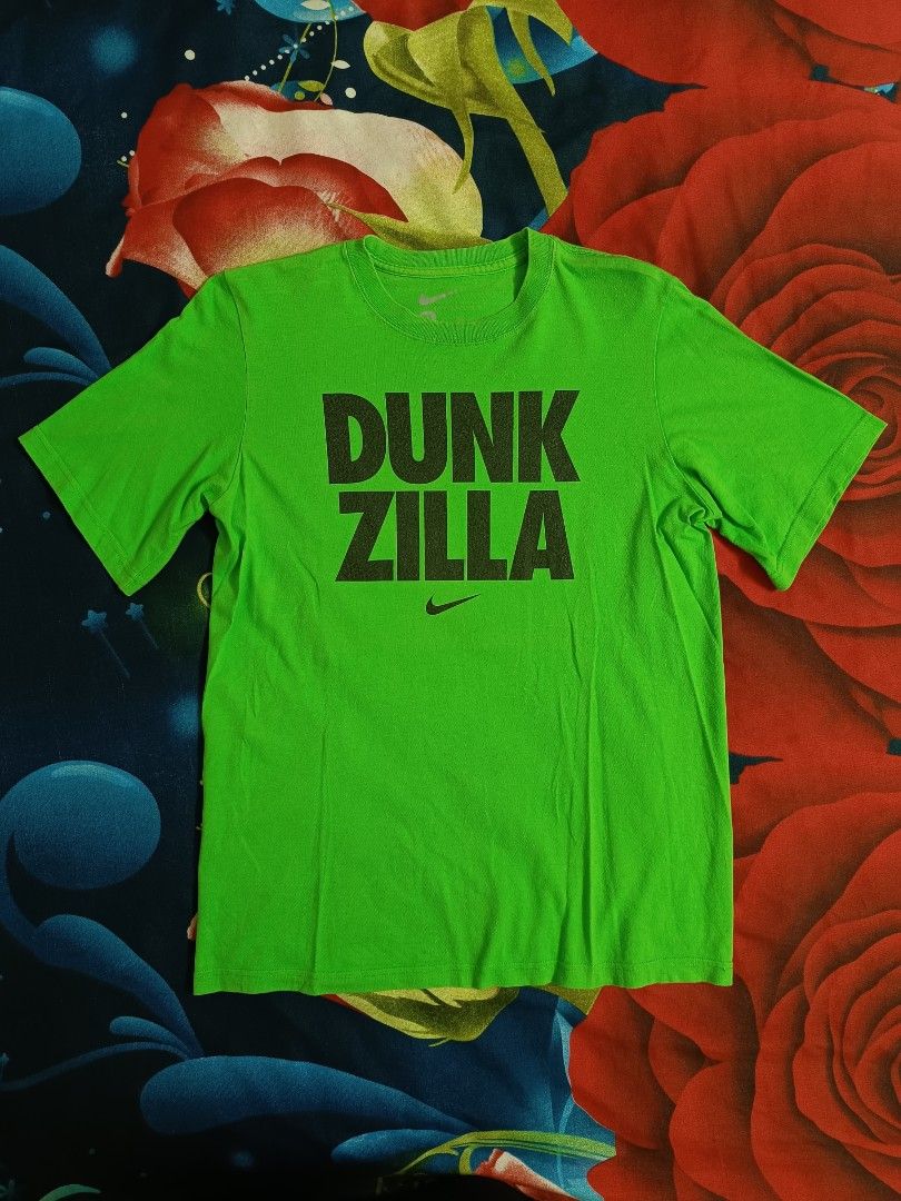 Nike dunk zilla t shop