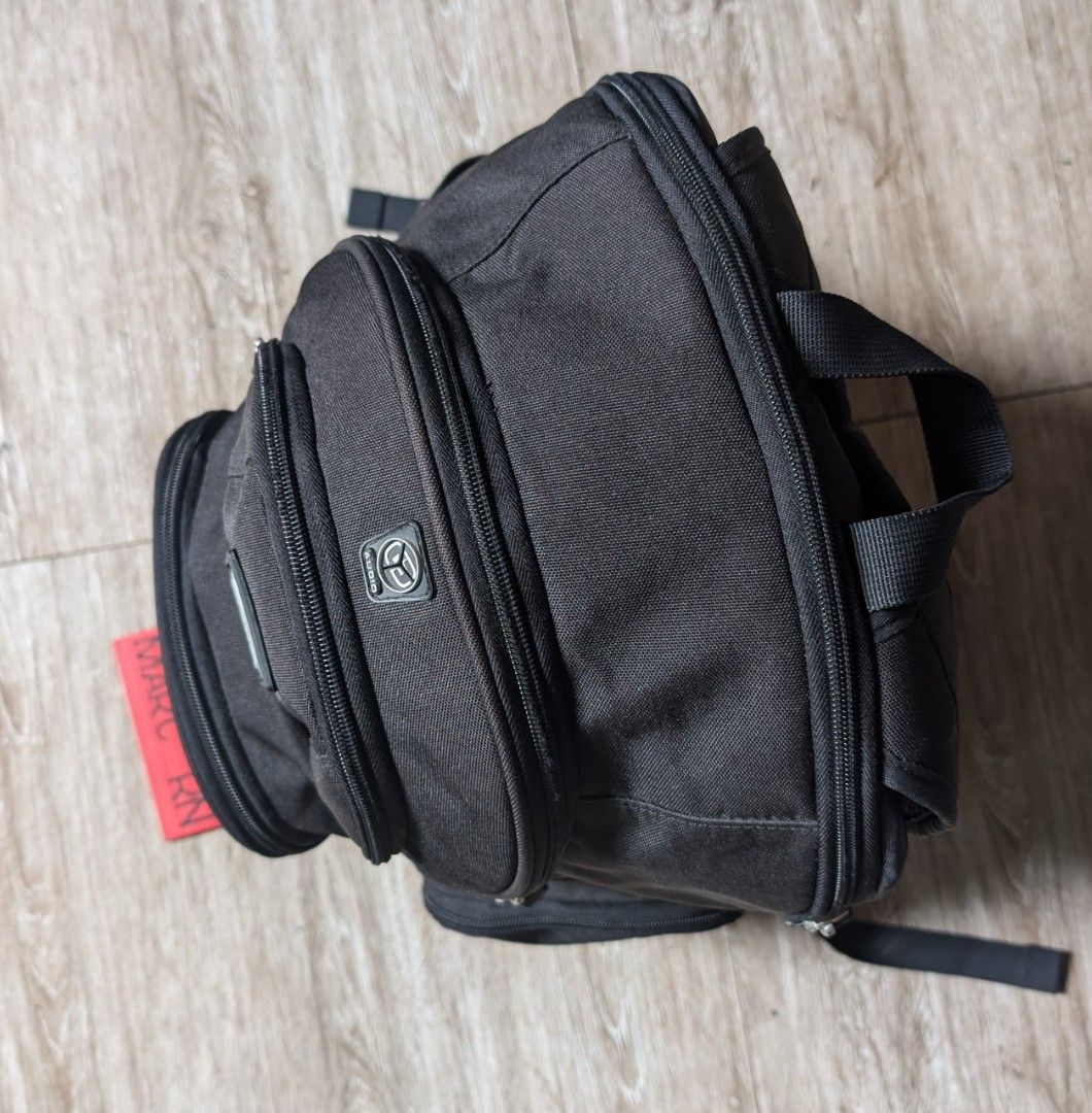 OGIO - Kirby pack (Category: Backpacks) located in Lucena. Submitted by farncdms (Listing ID 1317778057, Image 3). Description: OGIO - Kirby pack This sturdy TPE backing and the eco color is made with recycled materials. You can keep your keys, phone and other gadgets in the five zippered pockets or mesh side pocket. Store a laptop up to 15 inches in the laptop sleeve and store your documents, books or others in the large main storage area. Produ