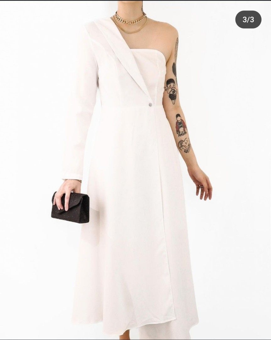 One shoulder overlap asymmetric hem dress (Category: Dresses) located in Muntinlupa City. Submitted by mce_curates (Listing ID 1317834873, Image 1). Description: Bought from madamecurator_ph on ig.