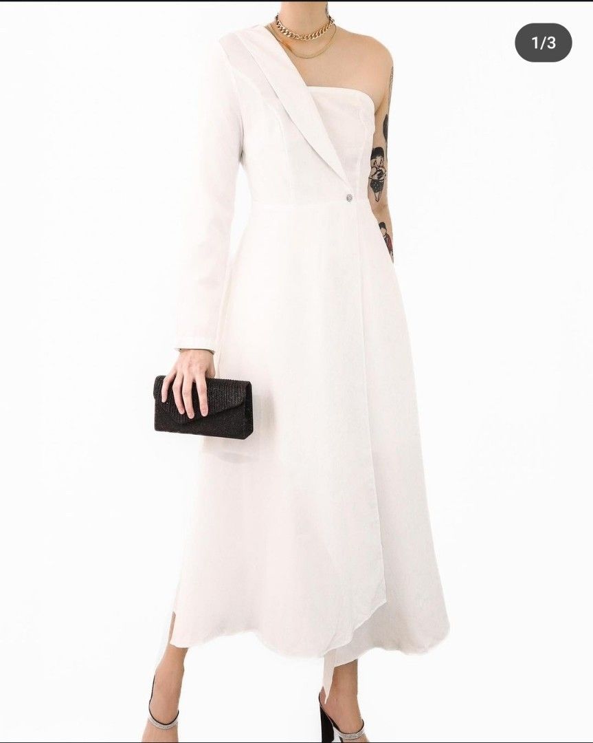 One shoulder overlap asymmetric hem dress (Category: Dresses) located in Muntinlupa City. Submitted by mce_curates (Listing ID 1317834873, Image 3). Description: Bought from madamecurator_ph on ig.