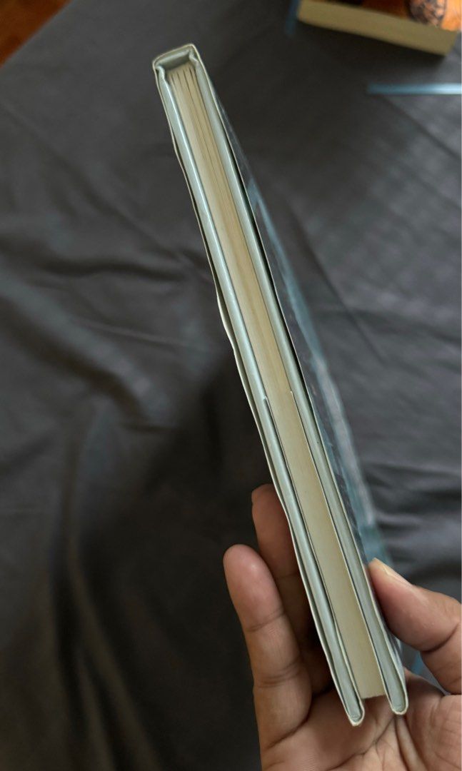Oscar Wilde Stories for Children (Category: Storybooks) located in Taguig. Submitted by thiftythirty (Listing ID 1317716345, Image 3). Description: Hardbound with dust jacket. Fully illustrated, thick pages. Looks new with very minor flaw on edges. .