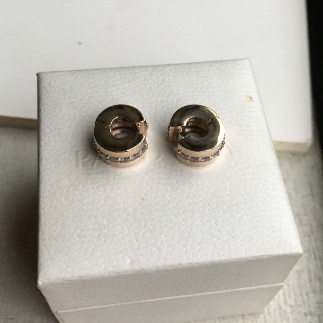 Pandora rose rosegold shining path clips, Women's Fashion, Jewelry