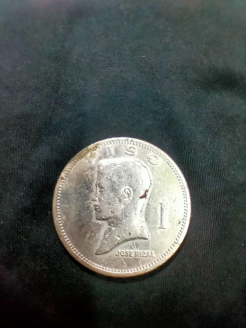 Philippine 1 peso coin 1972 (Category: Currency) located in Quezon City. Submitted by necromoger (Listing ID 1317818314, Image 1). Description: .
