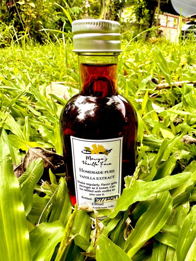 Pure Vanilla Extract (Category: Spice & Seasoning) located in Pasig City. Submitted by dindin25 (Listing ID 1317715793, Image 2). Description: Introducing our very own homemade pure vanilla extract! 🌱 Home grown from Amadeo, Cavite. This product is a labor of love as we made sure to be meticulous every step of the way, from cultivating our Grade A vanilla pods to bottling each extract with only the best beans—all to ensure the richest, sweetest 