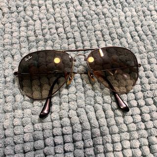 （分類：）位於 。 由 davignon 提交（商品編號 1317833449，圖片 1）。簡介： 。