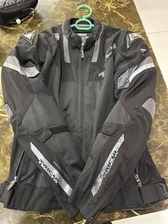 (Category: ) located in . Submitted by water7proshop (Listing ID 1317750496, Image 1). Description: .