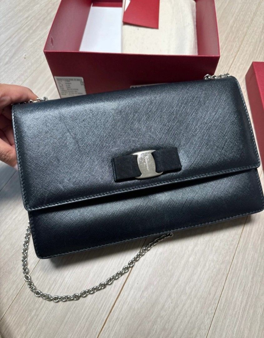 Salvatore Ferregamo Sling Bag (Category: Luxury Bags & Wallets) located in Baguio. Submitted by k_style_co_preloved (Listing ID 1317831020, Image 2). Description: Available on August 13th.. I will be bringing in Phil, light scratches but not so visible. My personal preloved, complete inclusion..