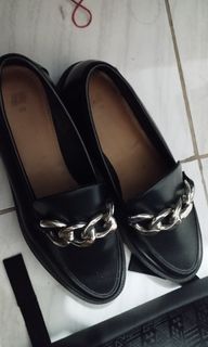 (Kategori: ) berada di . Dikirim oleh declutteringlemariku (ID iklan 1317826869, Gambar 1). Deskripsi: .