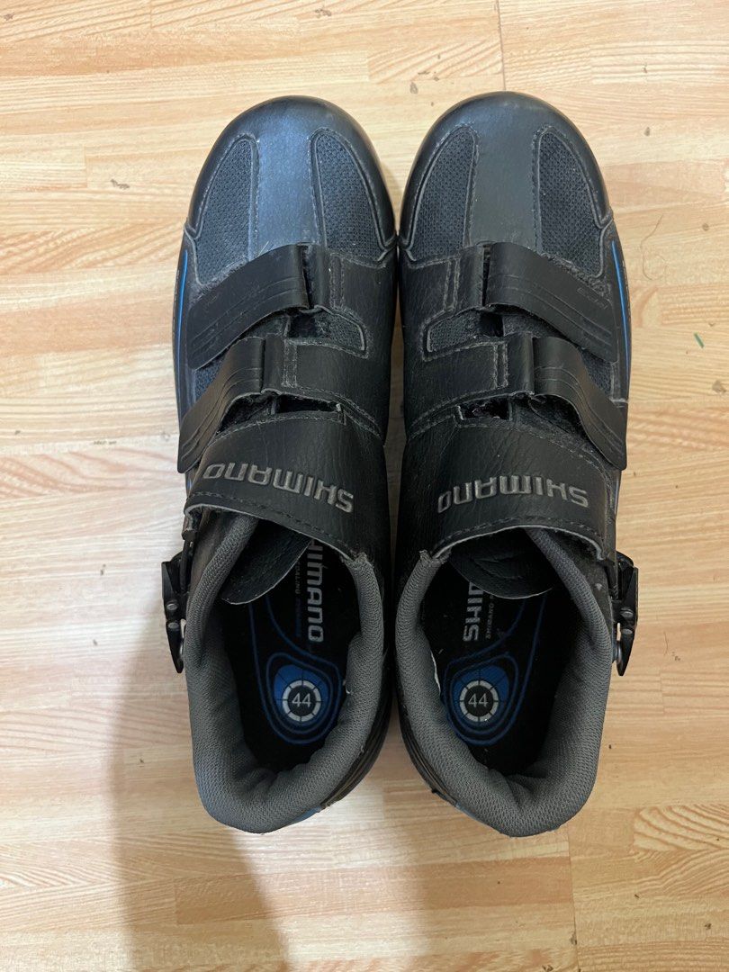 Shimano RP3 cleats shoes (Category: Sneakers) located in Silang. Submitted by ronshobbyph (Listing ID 1317723703, Image 3). Description: Minsan lang nagamit. RFS: nakatambak lang / upgrade.