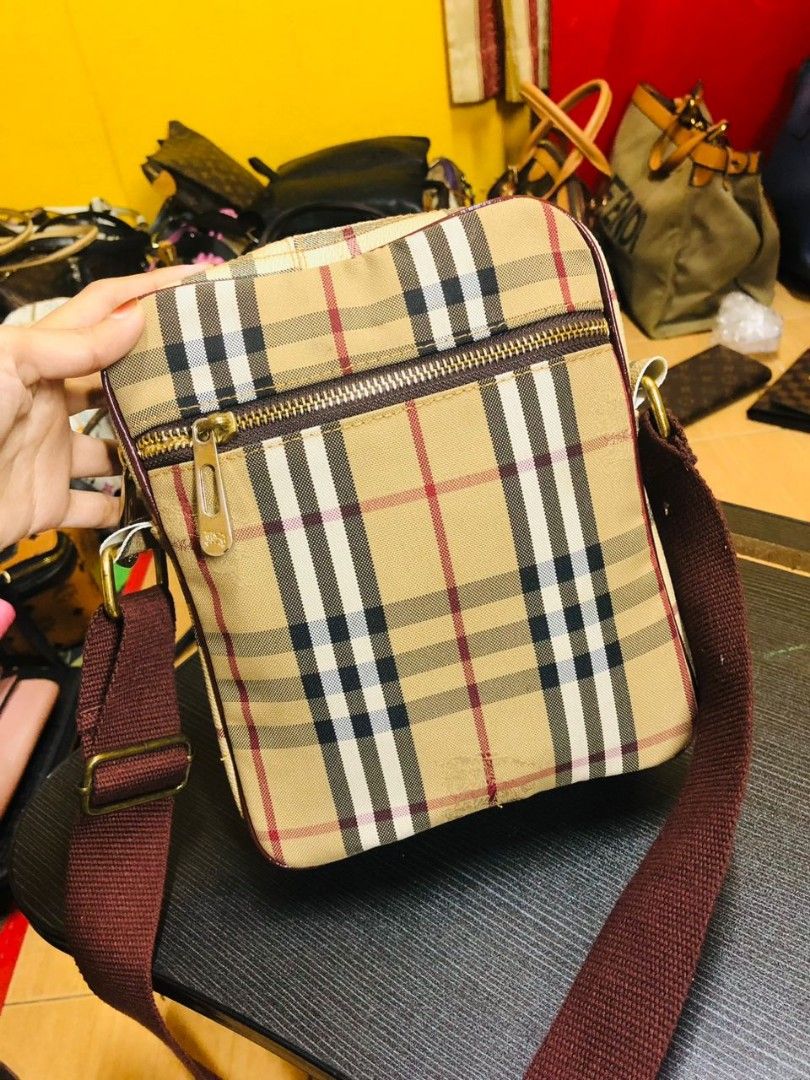 Sling bag burberry store