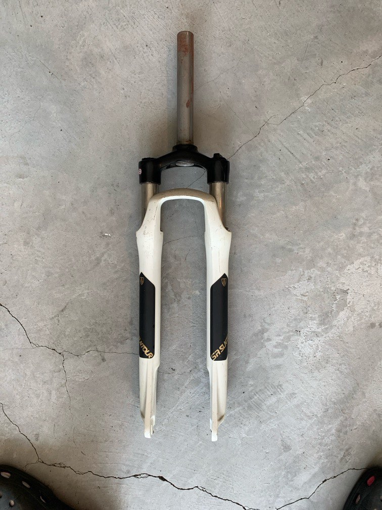 Suntour NRX 700c hybrid fork Sports Equipment Bicycles Parts Parts Accessories on Carousell