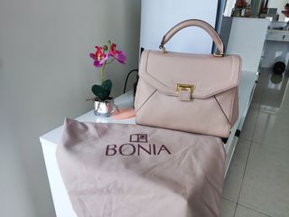 (Kategori: ) berada di . Dikirim oleh clairicepatricia (ID iklan 1317734346, Gambar 1). Deskripsi: .