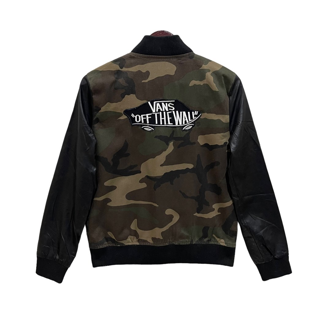 Camo jacket vans shop