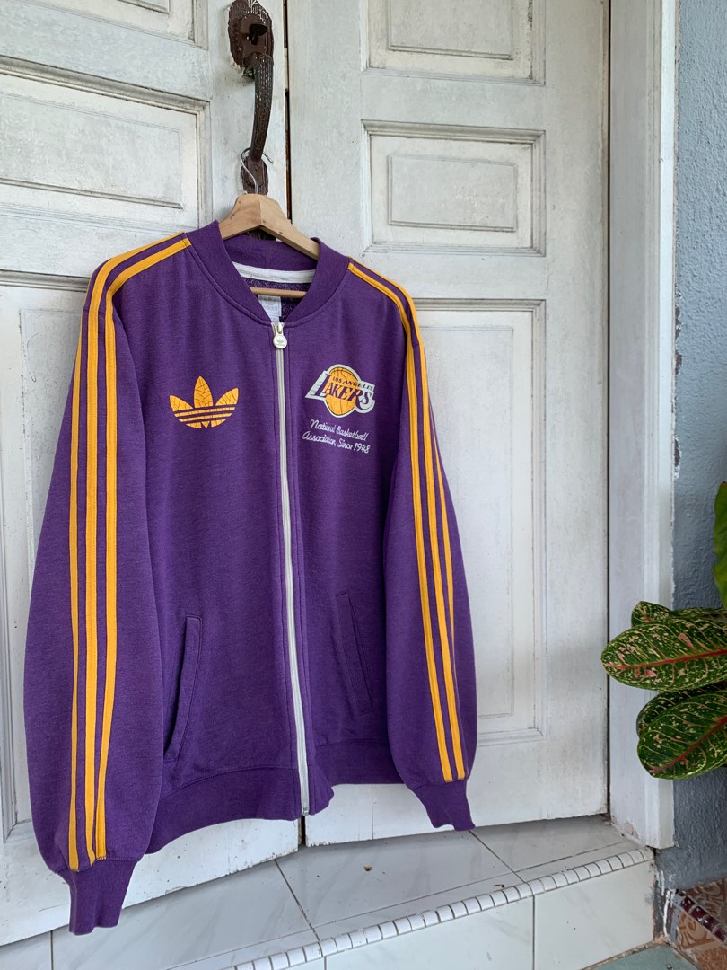 Vintage adidas lakers Men s Fashion Coats Jackets and Outerwear on Carousell