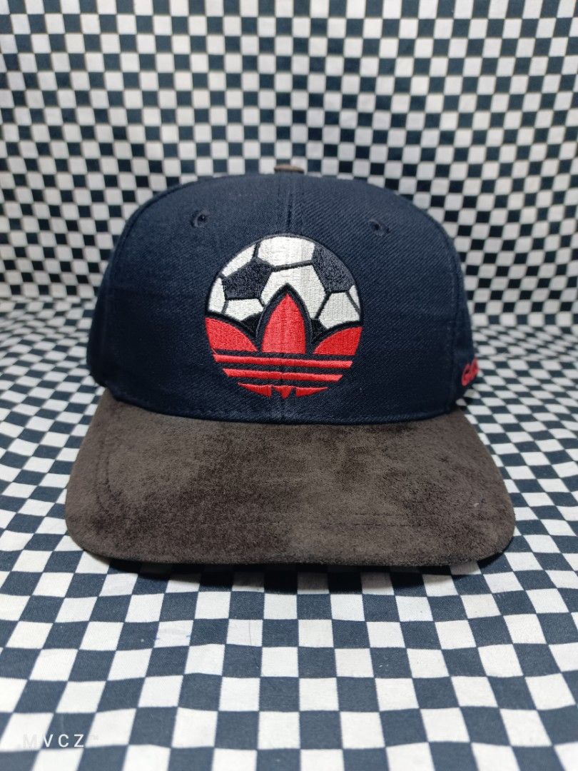 VINTAGE ADIDAS SNAPBACK (Category: Caps & Hats) located in Polomolok. Submitted by maczstuff (Listing ID 1317840574, Image 1). Description: 📍 ADIDAS GAZELLE (VINTAGE) 📍 SNAPBACK 📍 EXCELLENT CONDITION 📍 NO ISSUES (SIGN OF USE) 📍 850 + SF 📍 MINDANAO POLOMOLOK LOC. 📍 UNLI VOUCH 📍 PAYMENT FIRST (GCASH) 📍 NO COP/COD.