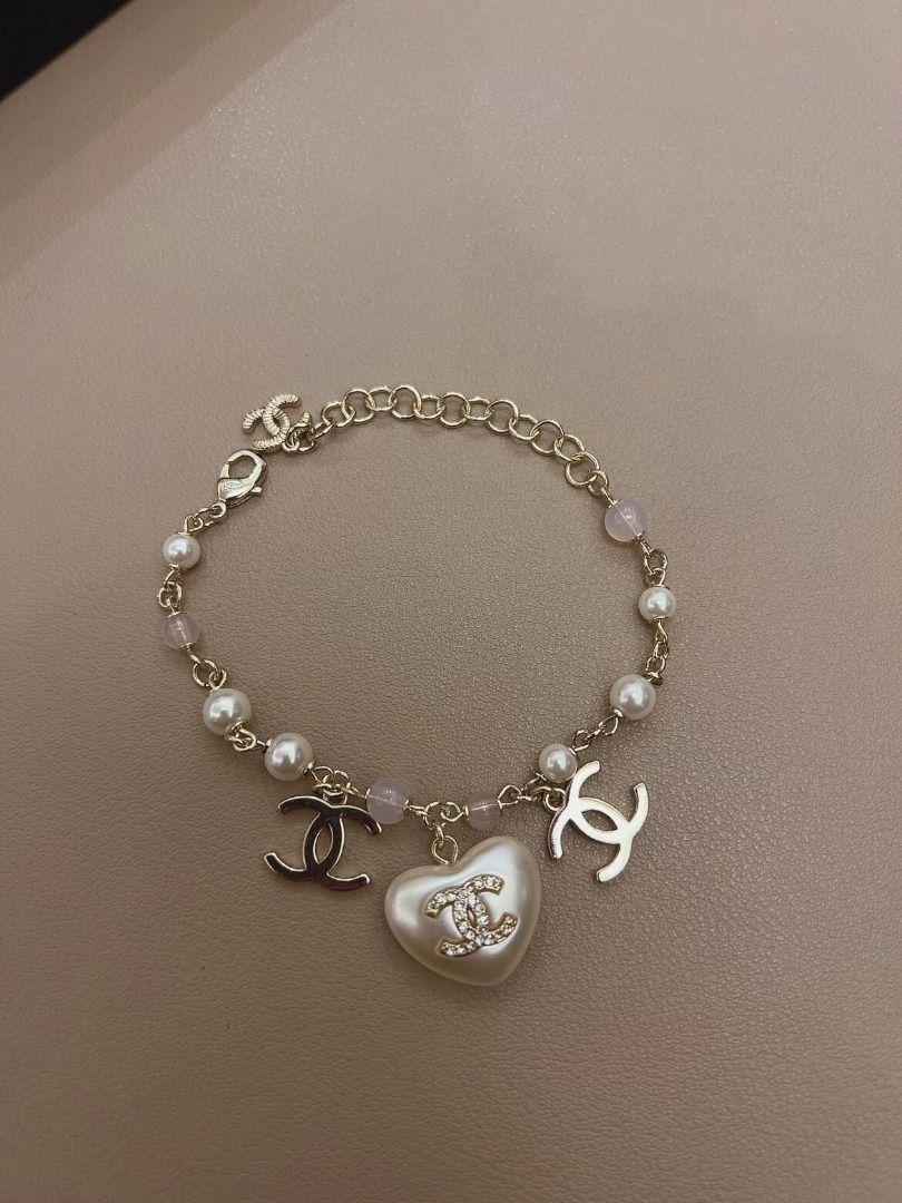 Vintage Chanel CC Hearts Charm Bracelet