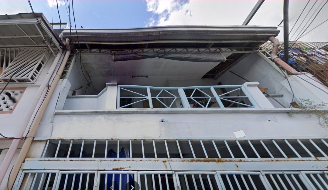 2 Storey Townhouse in Novaliches, QC (Category: House & Lot) located in Santa Rosa. Submitted by thebuzzbee (Listing ID 1321044411, Image 3). Description: 📍B6 L9 Yellowbird St., Rainbow Homes 1, San Bartolome, Novaliches, QC. ✅ 110 sqm ✅ 2 beds and 2 baths ✅ Few minutes away from hospitals, churches, schools, market and major establishments like SM Novaliches ✅️ Good for INVESTMENT as the property is walkable to malls, church, market ✅️ Renovate
