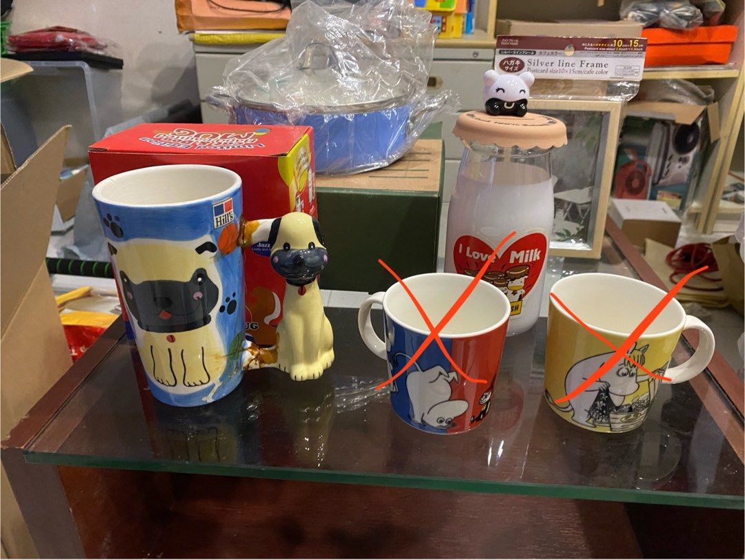 Assorted items (Category: Everything Else) located in Singapore. Submitted by purpleturtlez (Listing ID 1320536912, Image 1). Description: Like something? Offer your price, take and go Mugs, plates, cooking ware, etc, all brand new You can also buy the table 😊.