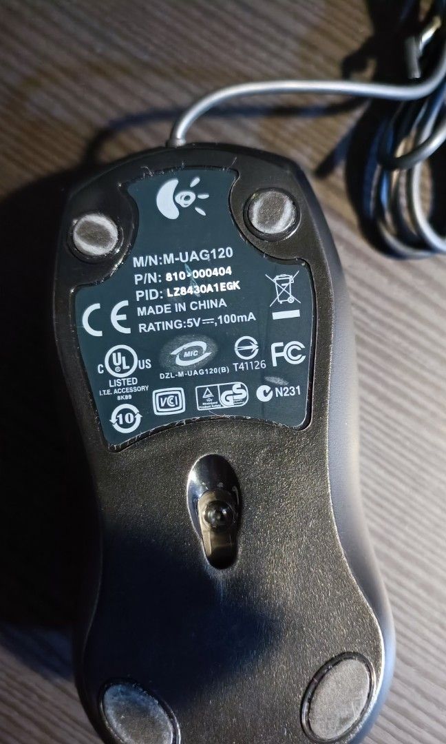 全新/羅技有線滑鼠ASUS聯名款, 電腦及科技產品, 電腦周邊產品, 電腦滑鼠及相關產品在旋轉拍賣