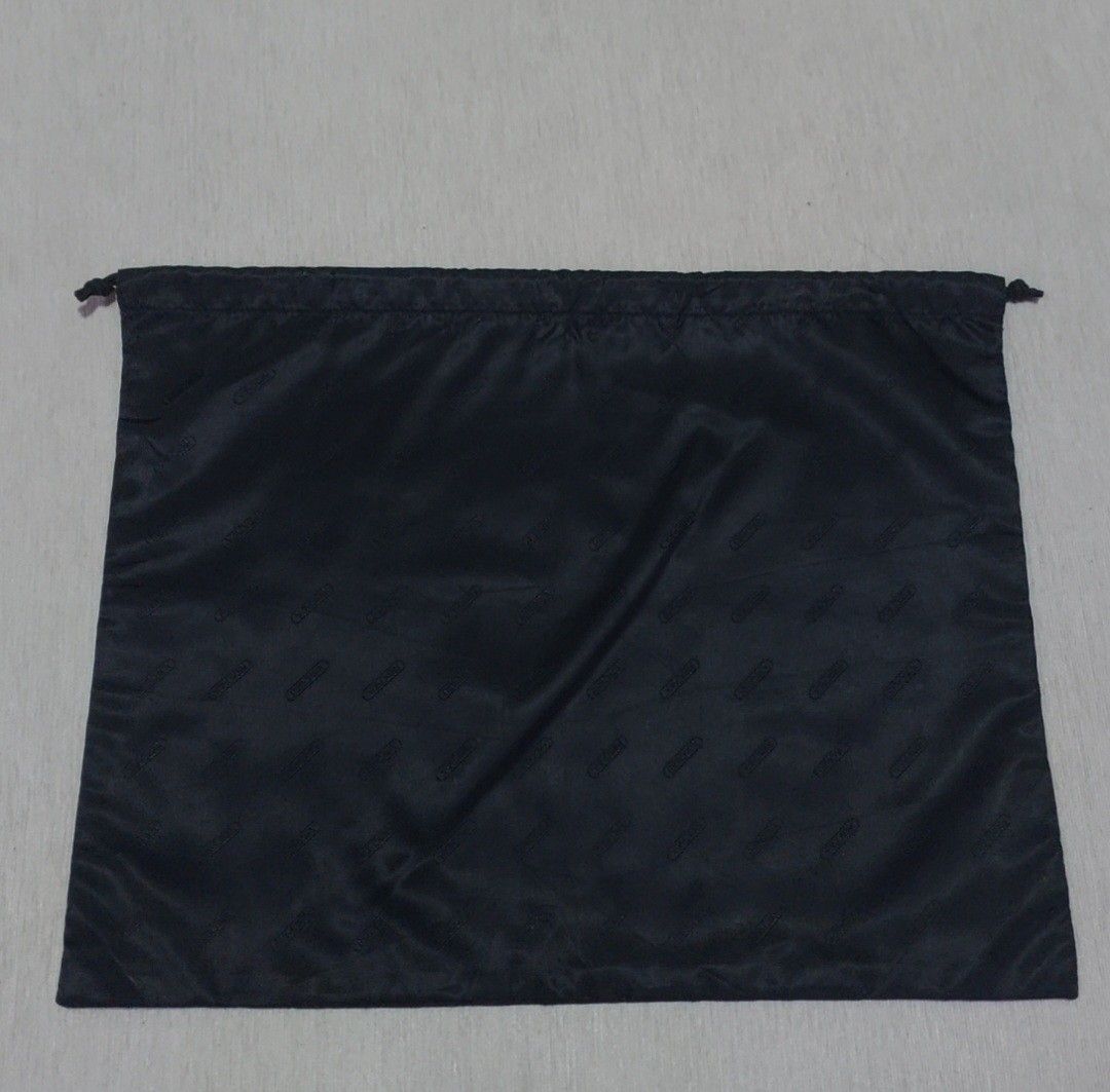 Authentic Rinowa dust bag 15x19 inches (Category: Luxury Bags & Wallets) located in Manila. Submitted by jfluxury.co (Listing ID 1321120465, Image 2). Description: excellent condition no flaws bought in Japan 🇯🇵 💯% Authentic. 😊 Money back guarantee. 😊 Clean and ready to use na po.